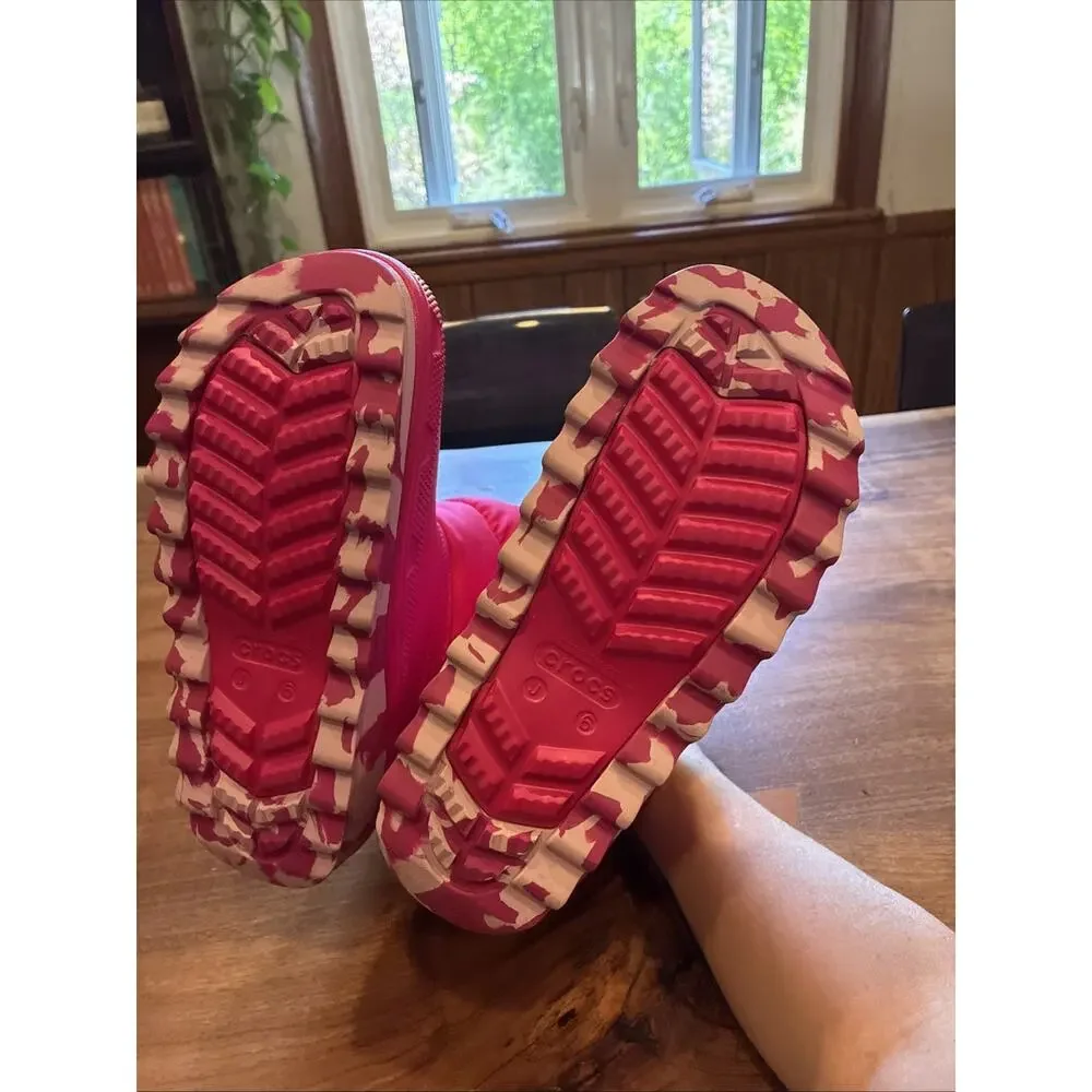 Crocs Neo Puff Boots Toddlers Size J6 Classic Lined Pink Winter Lined